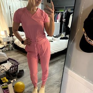 Med Couture ‘Peaches Taffy’ scrubs